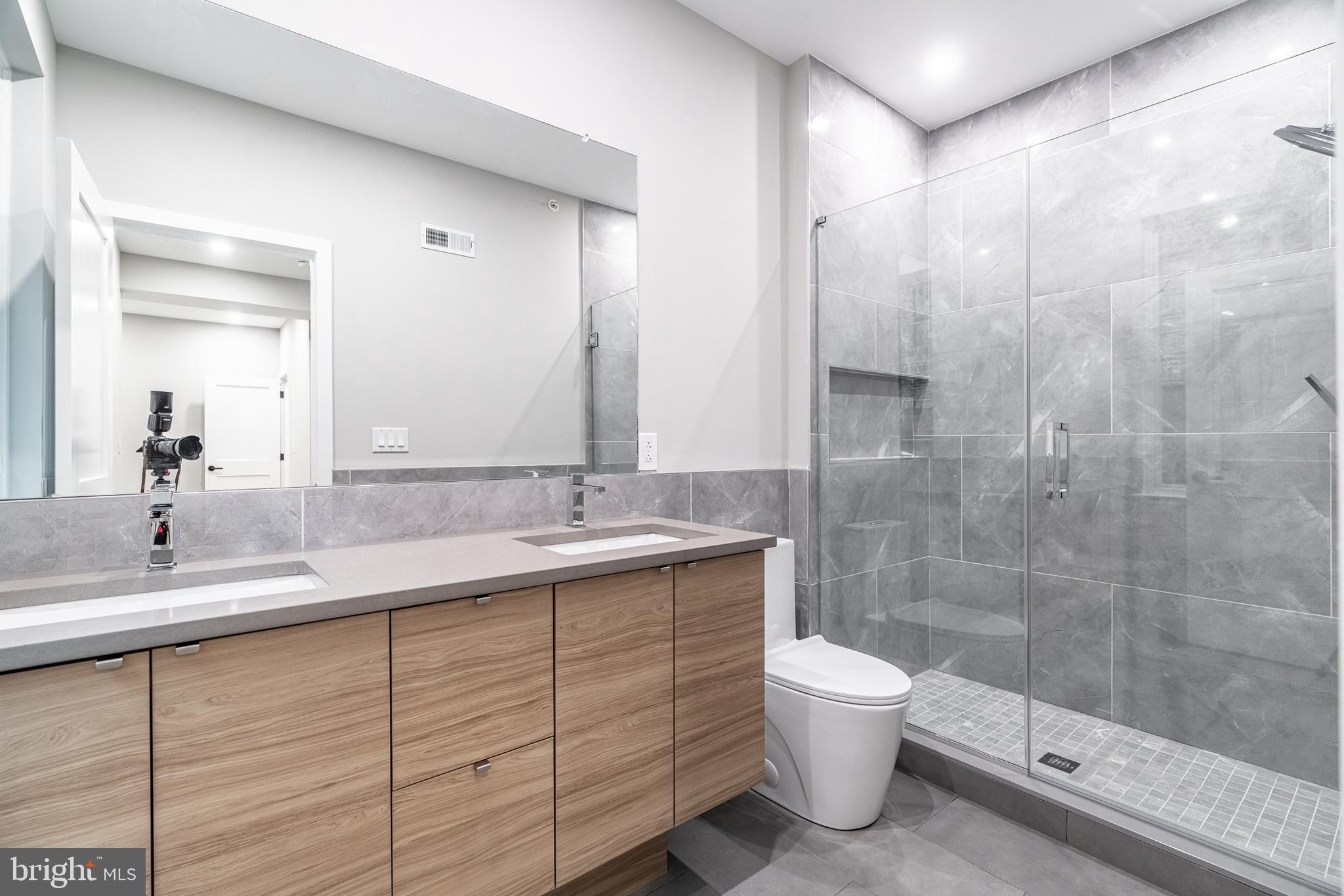 2412 Innovator Way, Unit A Philadelphia, PA 19146 - Photo 6 of 30