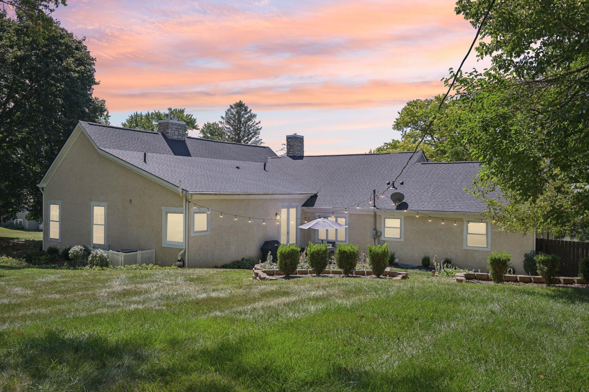 10669 Riverside Drive Powell, OH 43065 - Photo 98 of 103 Twilight Back