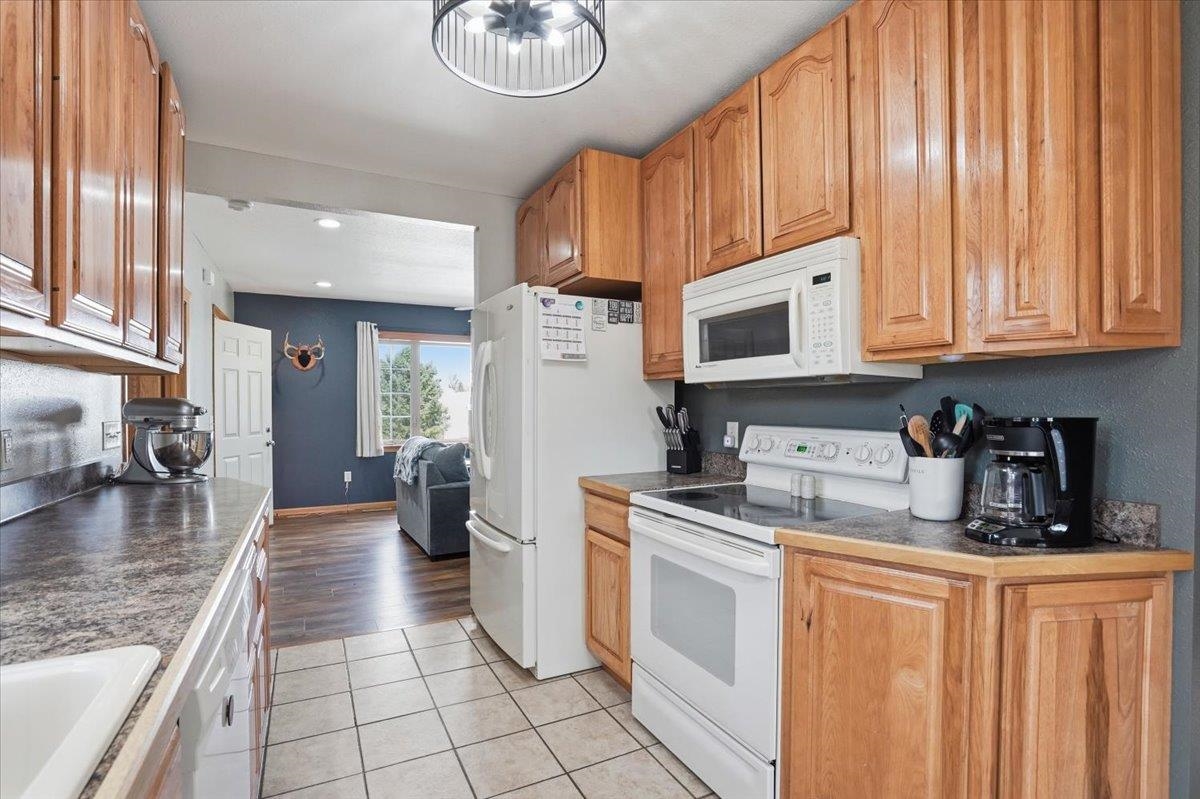 204 Hotel Street Brooklyn, WI 53521 - Photo 20 of 52