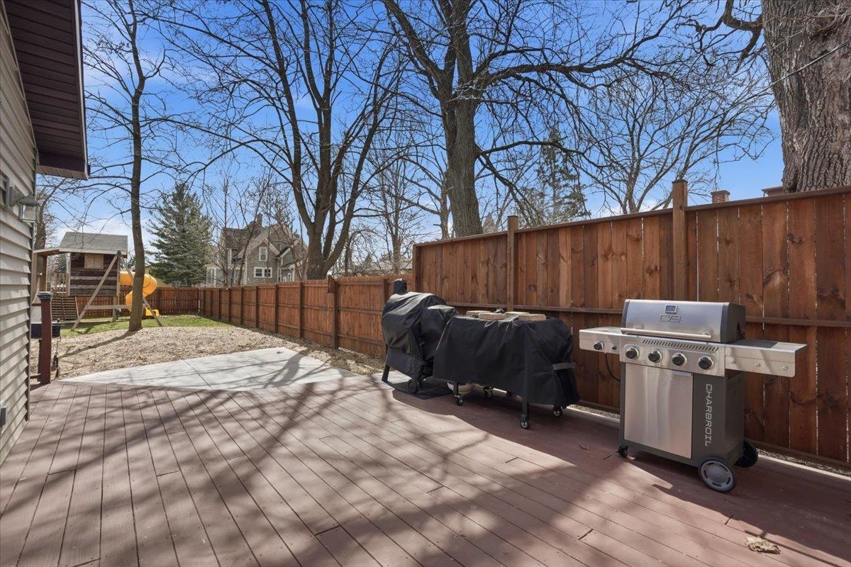 204 Hotel Street Brooklyn, WI 53521 - Photo 35 of 52