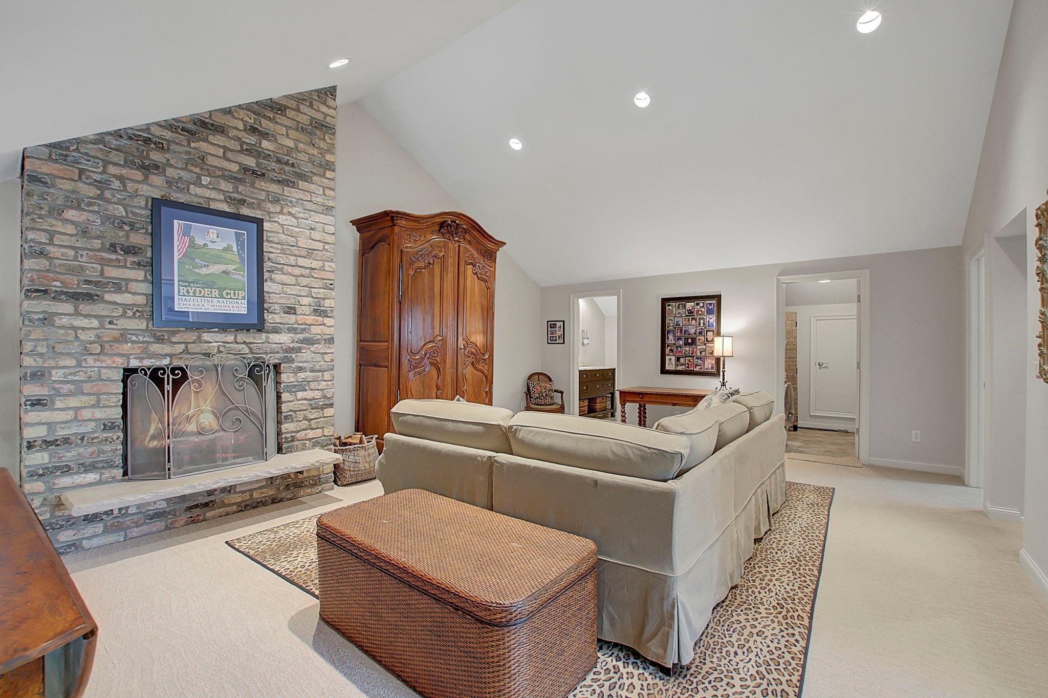 17923 Comstock Road Wayzata, MN 55391 - Photo 26 of 39 Gallery Image 26