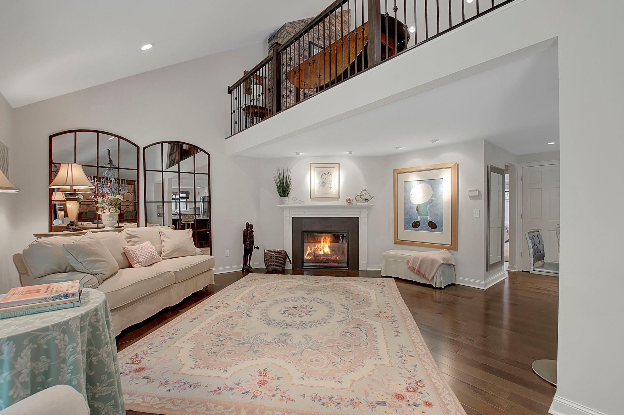 17923 Comstock Road Wayzata, MN 55391 - Photo 9 of 39 Gallery Image 9