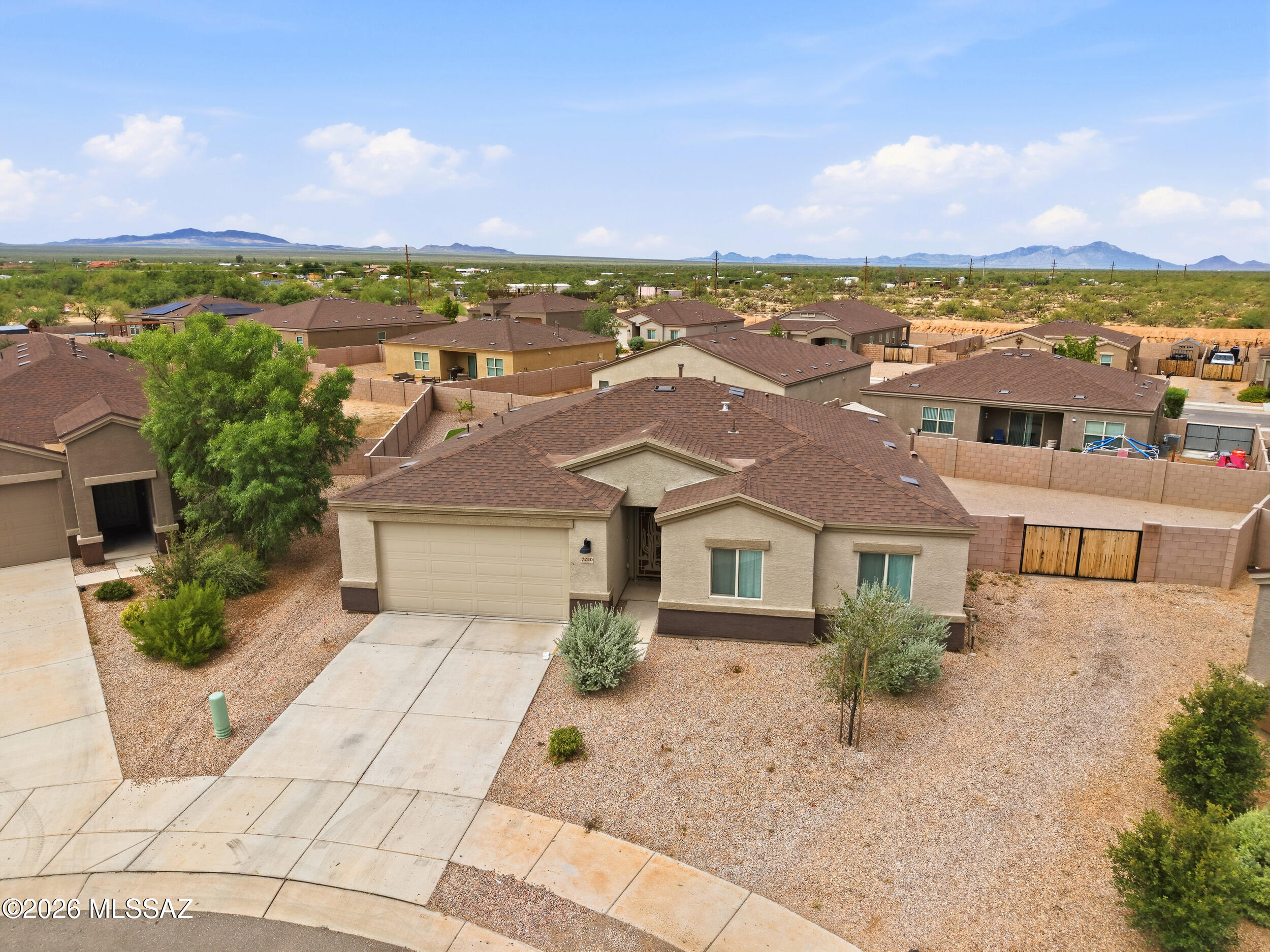 7220 South Draper Road Tucson, AZ 85757 - Photo 3 of 40 1_draper_drone_002