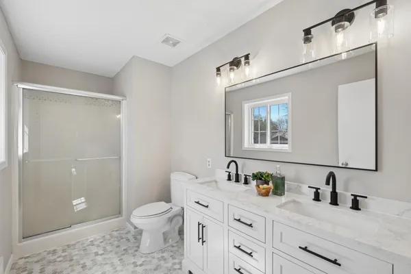 $485,000 | 16427 Hyland Avenue, Lakeville, MN 55044