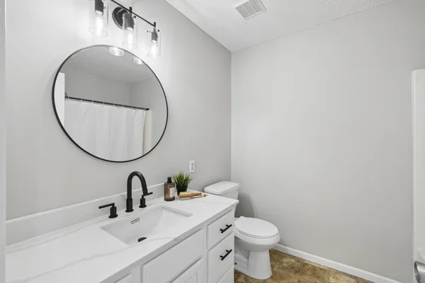 $485,000 | 16427 Hyland Avenue, Lakeville, MN 55044