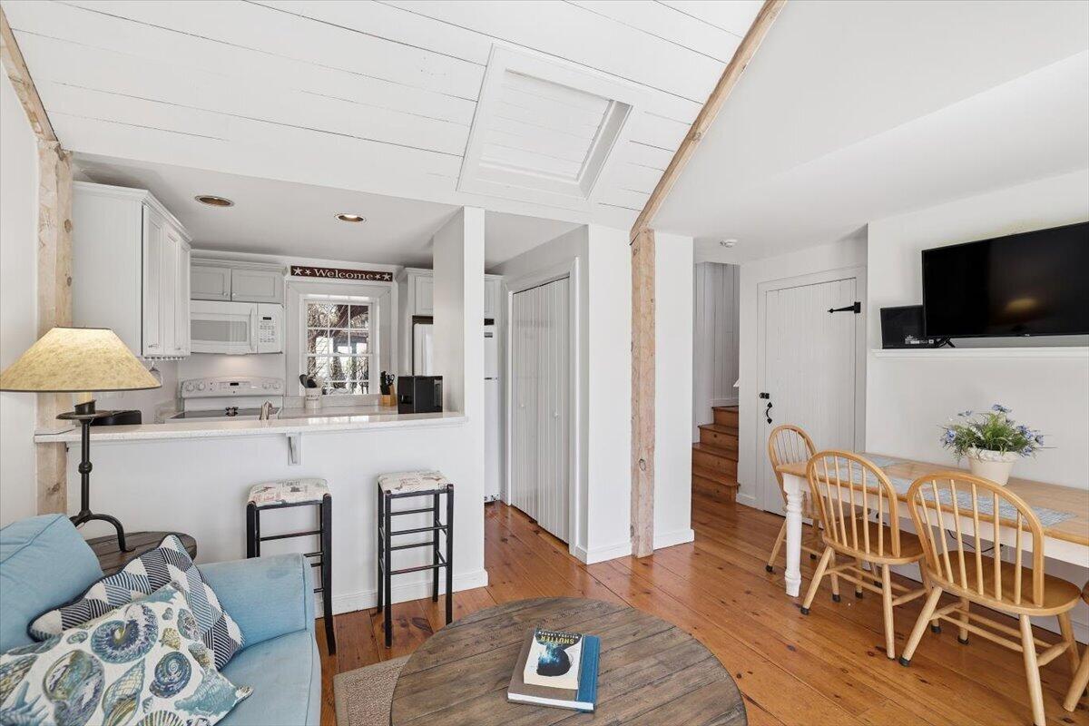 14 Hammock Pond Road, Unit 789 Mashpee, MA 02649 - Photo 6 of 39 05-14 Hammock Pond Final-5