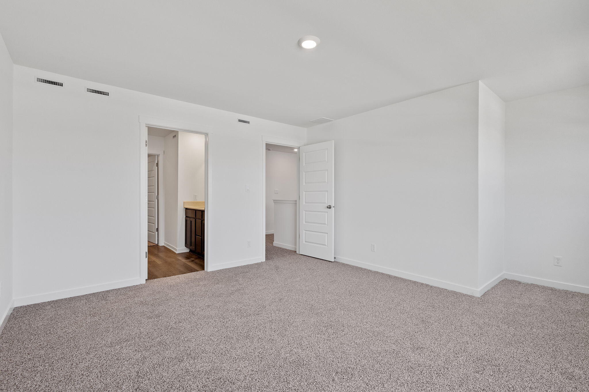 440 Fry Street Hebron, IN 46341 - Photo 11 of 23 2048x1365