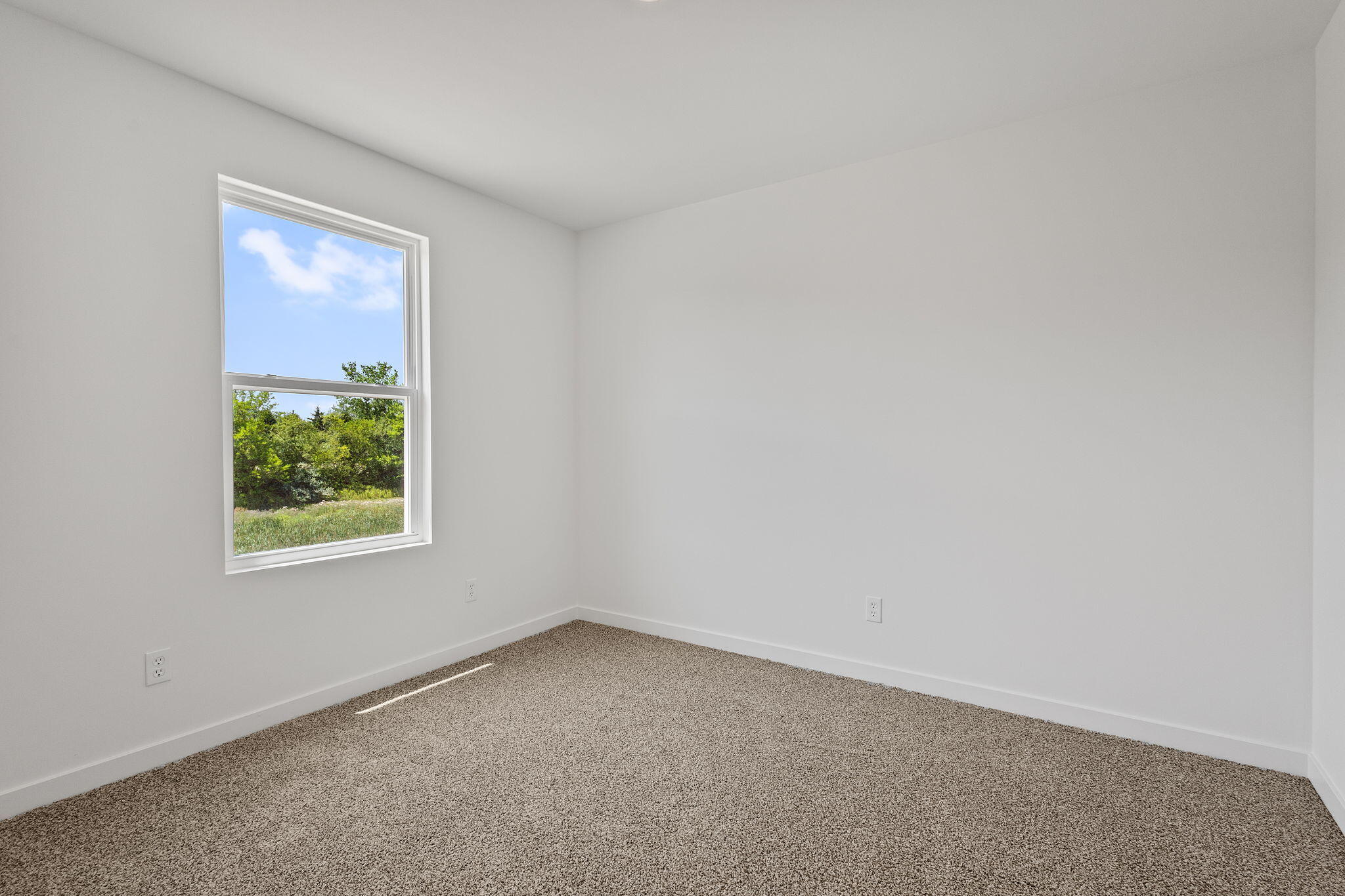 440 Fry Street Hebron, IN 46341 - Photo 19 of 23 2048x1365