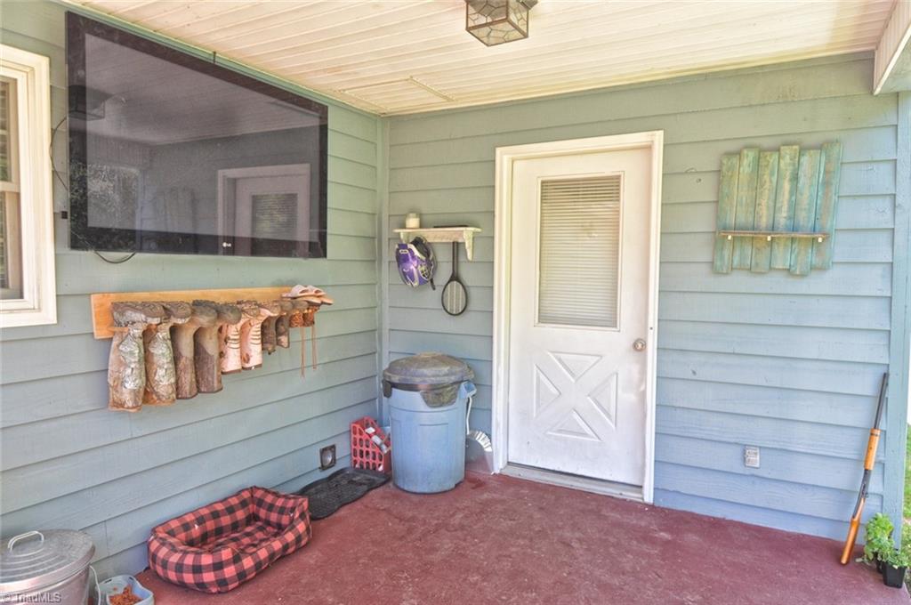 1452 Cb Eller School Road Elkin, NC 28621 - Photo 28 of 30 Gallery Image 28