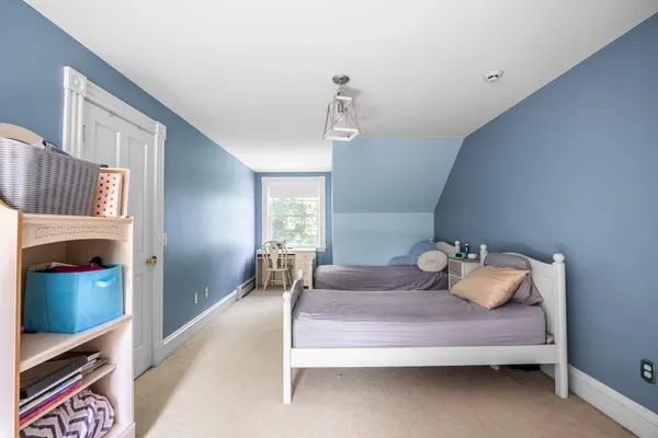 $879,000 | 1290 State Street, Veazie, ME 04401