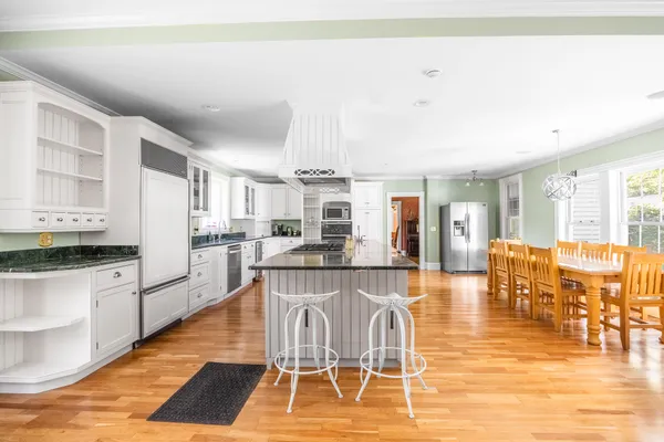 $879,000 | 1290 State Street, Veazie, ME 04401