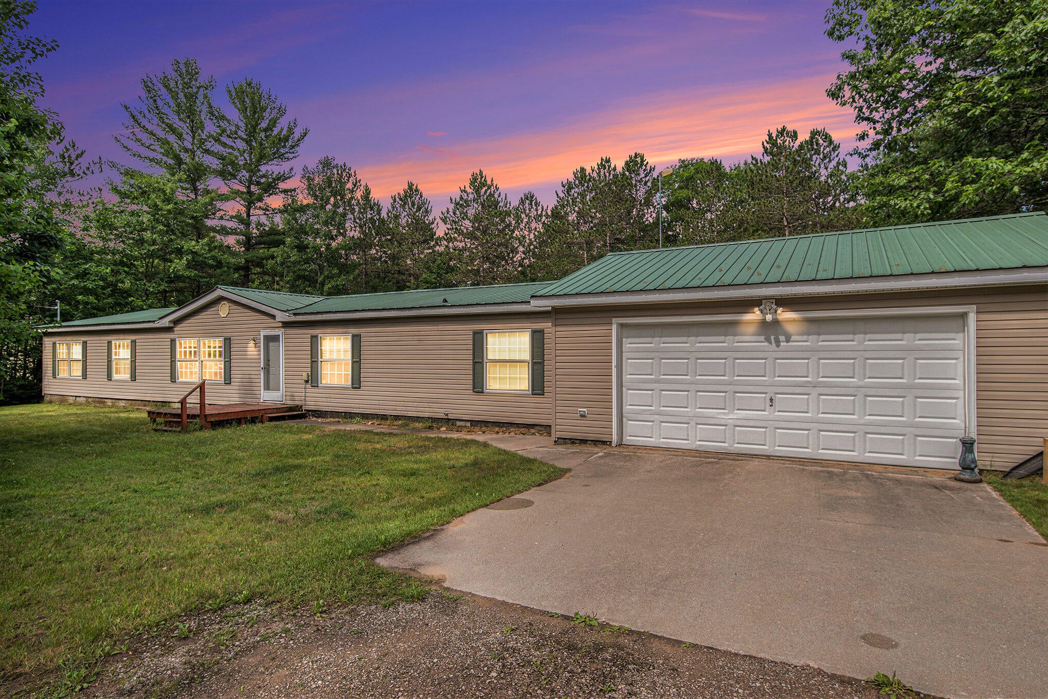 10625 Upper Mograin Road Cheboygan, MI 49721 - Photo 1 of 24 Gallery Image 1
