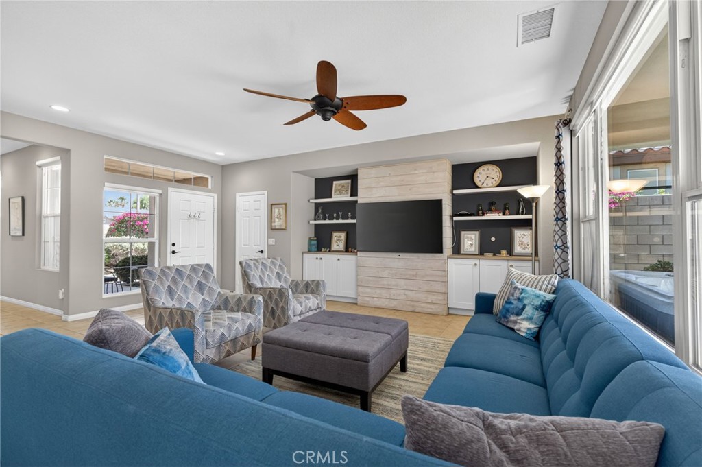 81074 Barrel Cactus Road La Quinta, CA 92253 - Photo 11 of 71 LIVING ROOM