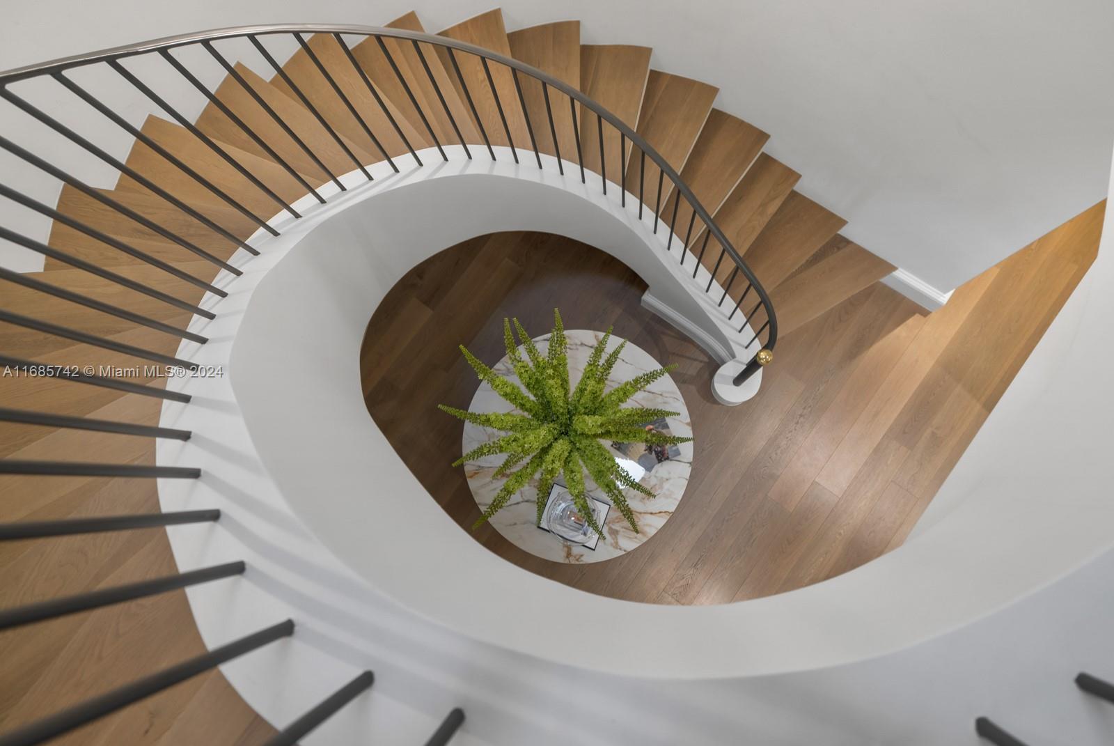 2619 Anderson Road Coral Gables, FL 33134 - Photo 20 of 63