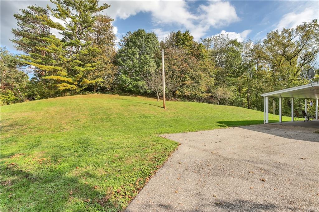 236 Benedick Road Gibsonia, PA 15044 - Photo 8 of 25 Gallery Image 8