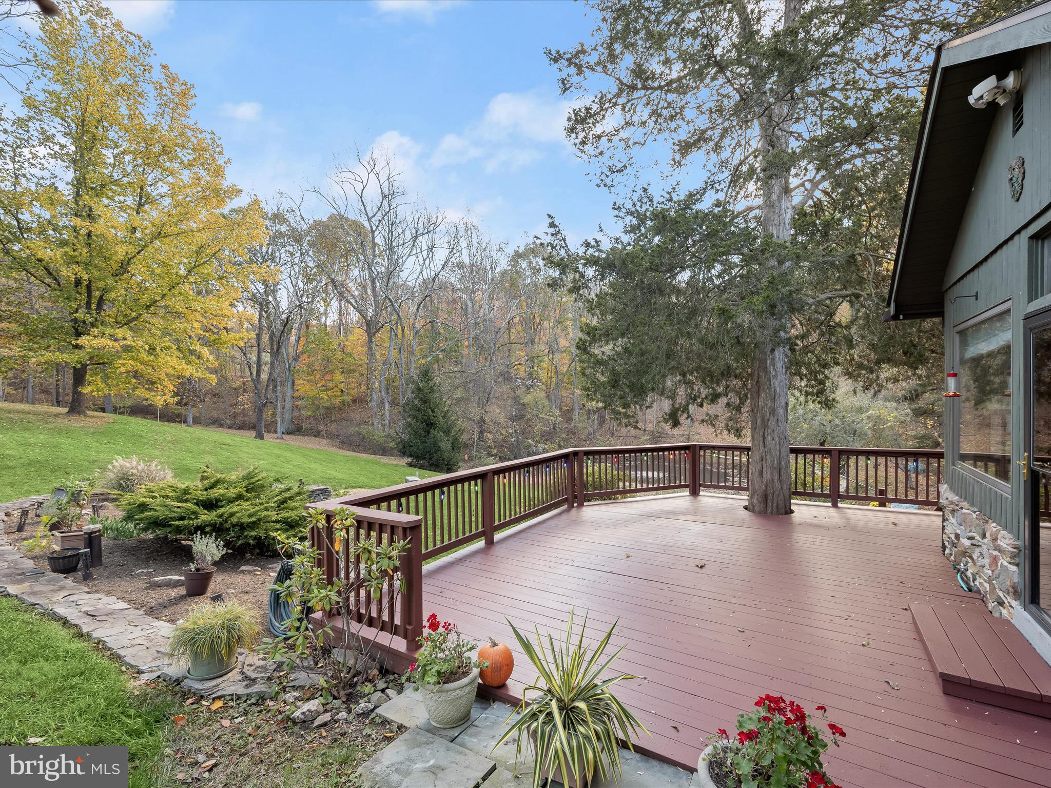 7605 Stewart Hill Road Adamstown, MD 21710 - Photo 23 of 139 Deck