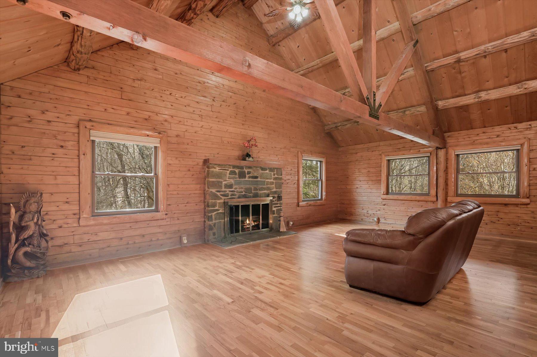 7605 Stewart Hill Road Adamstown, MD 21710 - Photo 93 of 139 Enormous living room