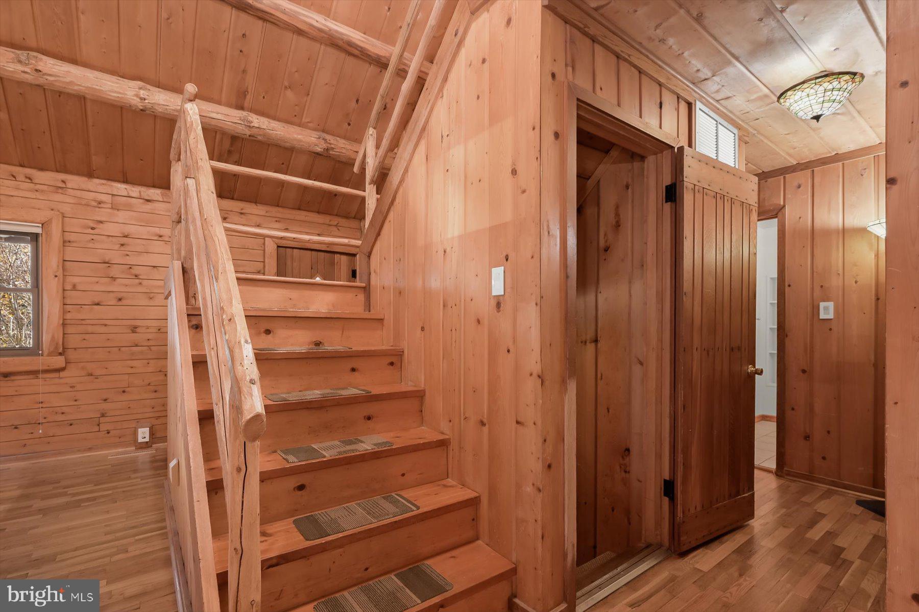 7605 Stewart Hill Road Adamstown, MD 21710 - Photo 98 of 139 Beautiful staircases