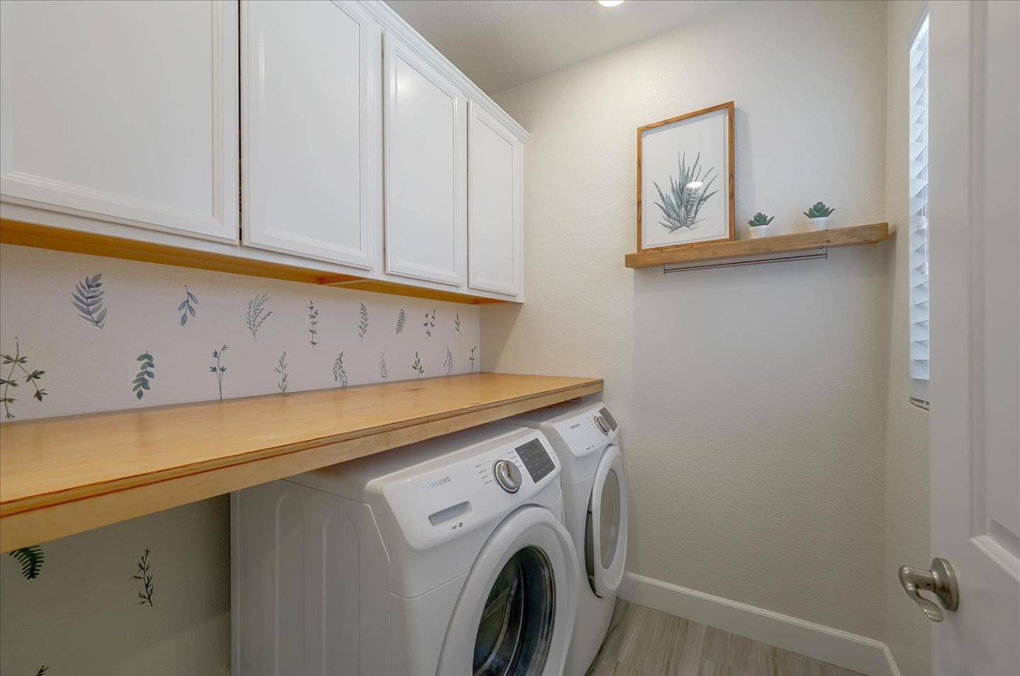 2580 Apple Tree Way Gilroy, CA 95020 - Photo 36 of 45 a utility room with dryer and washer