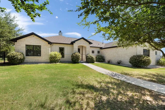 $695,000 | 416 Buffalo Trail, Liberty Hill, TX 78642