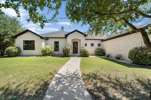 $695,000 | 416 Buffalo Trail, Liberty Hill, TX 78642
