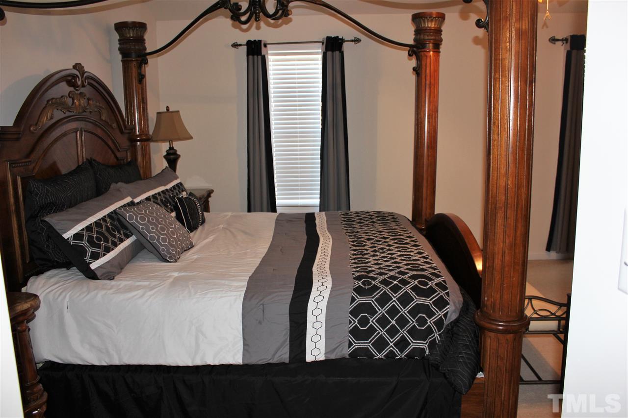 7104 Sandy Grass Court Raleigh, NC 27610 - Photo 14 of 25 Gallery Image 14