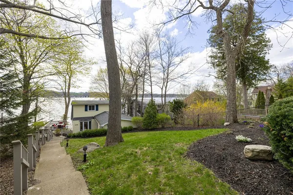 $879,900 | 4338 East Lake Road, Livonia, NY 14487