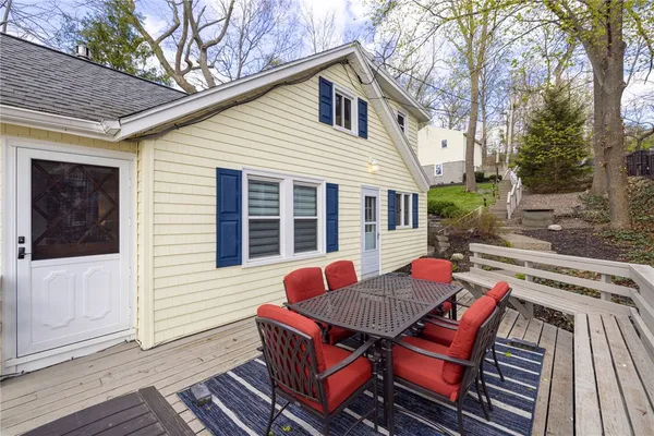 $879,900 | 4338 East Lake Road, Livonia, NY 14487