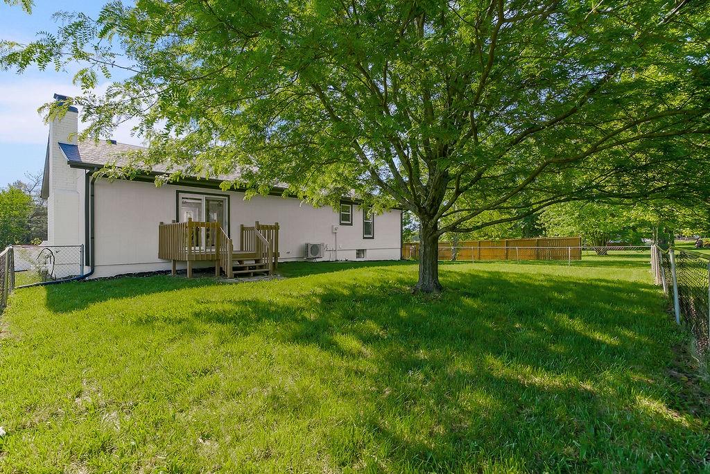 16612 Kentucky Road Belton, MO 64012 - Photo 41 of 46