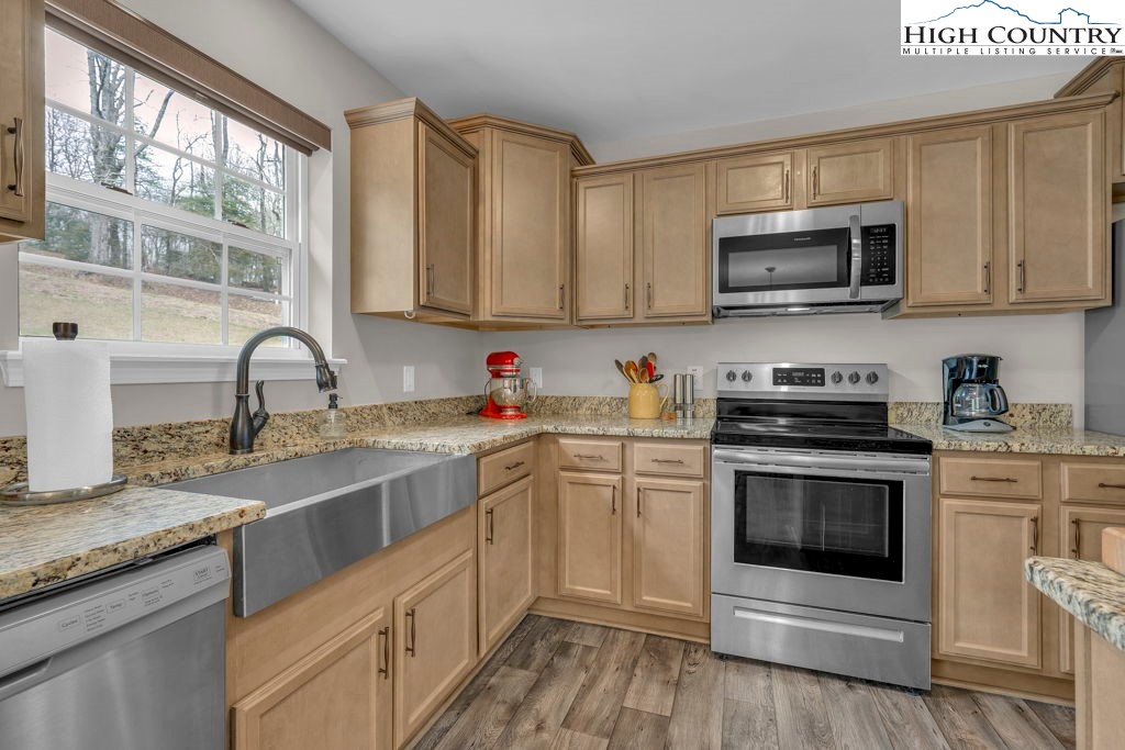 135 Willow Trail Boone, NC 28607 - Photo 13 of 34