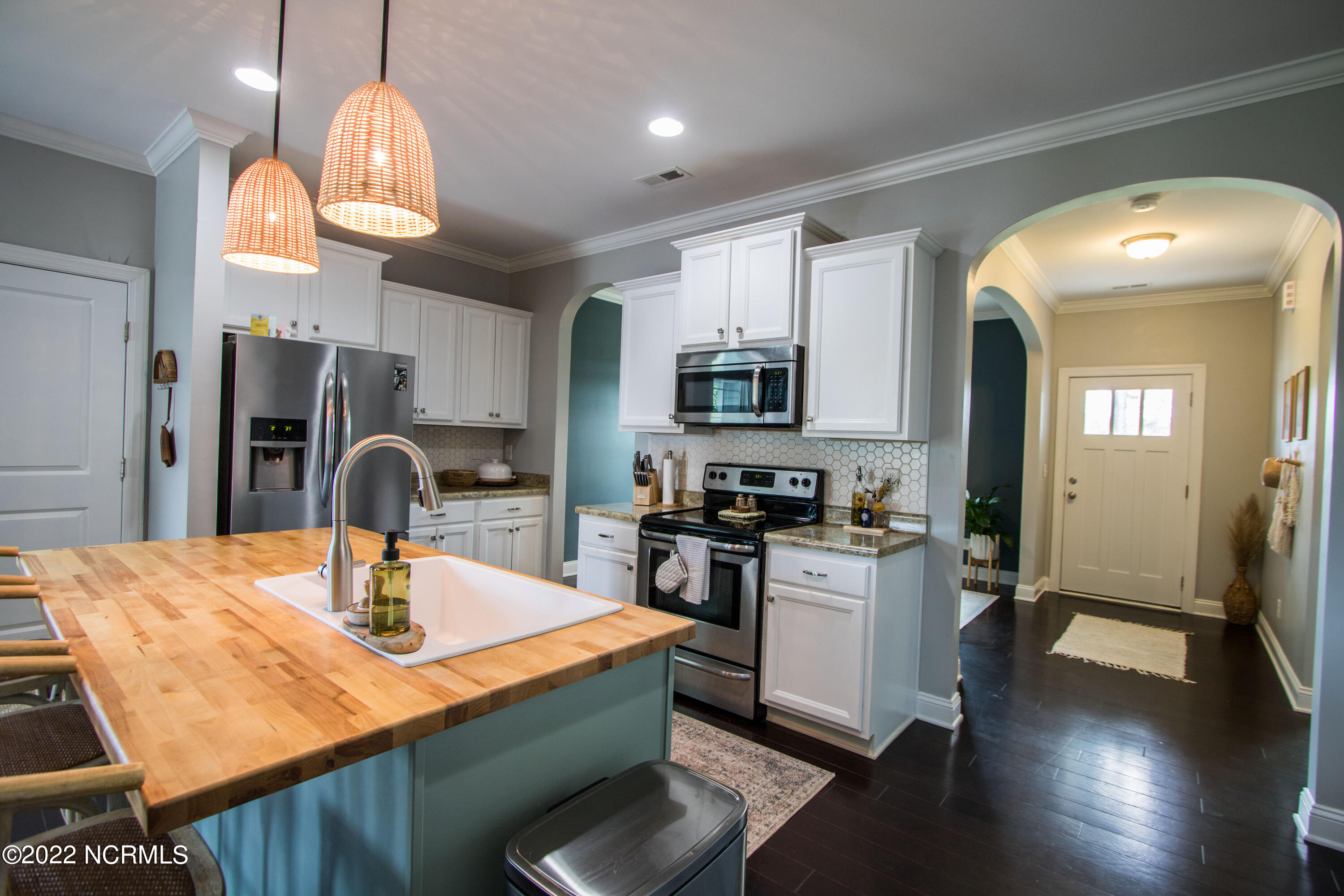 605 Morris Landing Road Holly Ridge, NC 28445 - Photo 6 of 28 IMG_8546