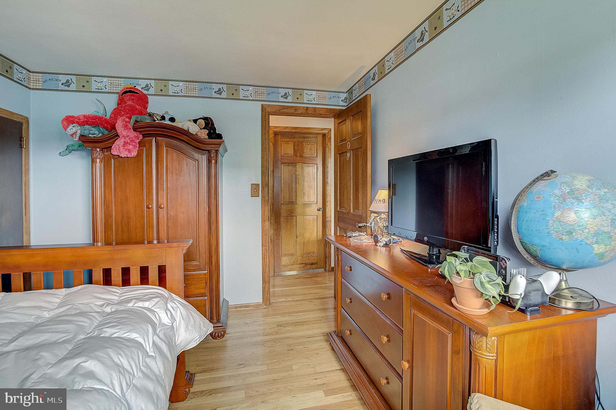 4 Yorkshire Road Hamilton, NJ 08610 - Photo 22 of 42