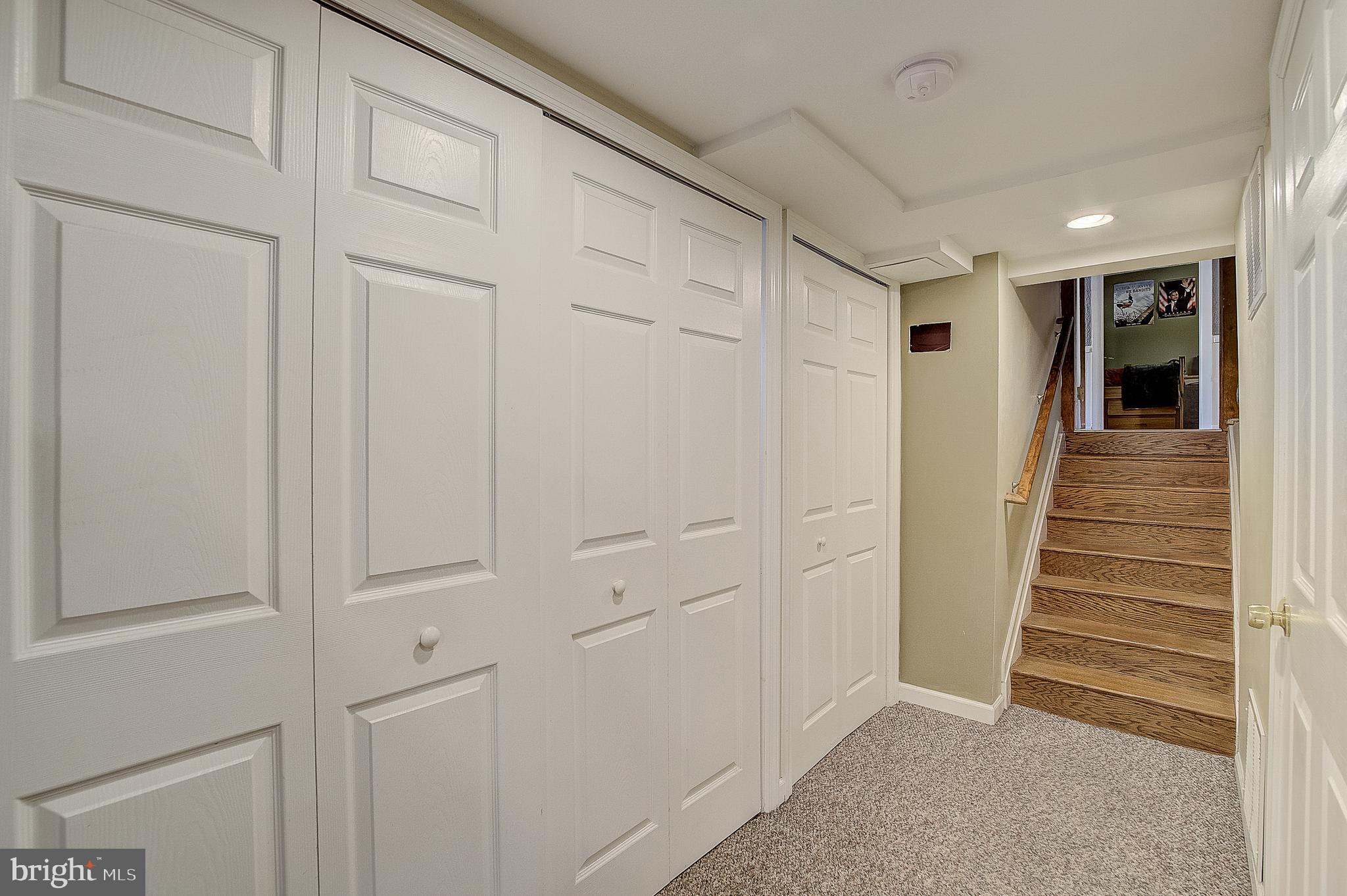4 Yorkshire Road Hamilton, NJ 08610 - Photo 36 of 42