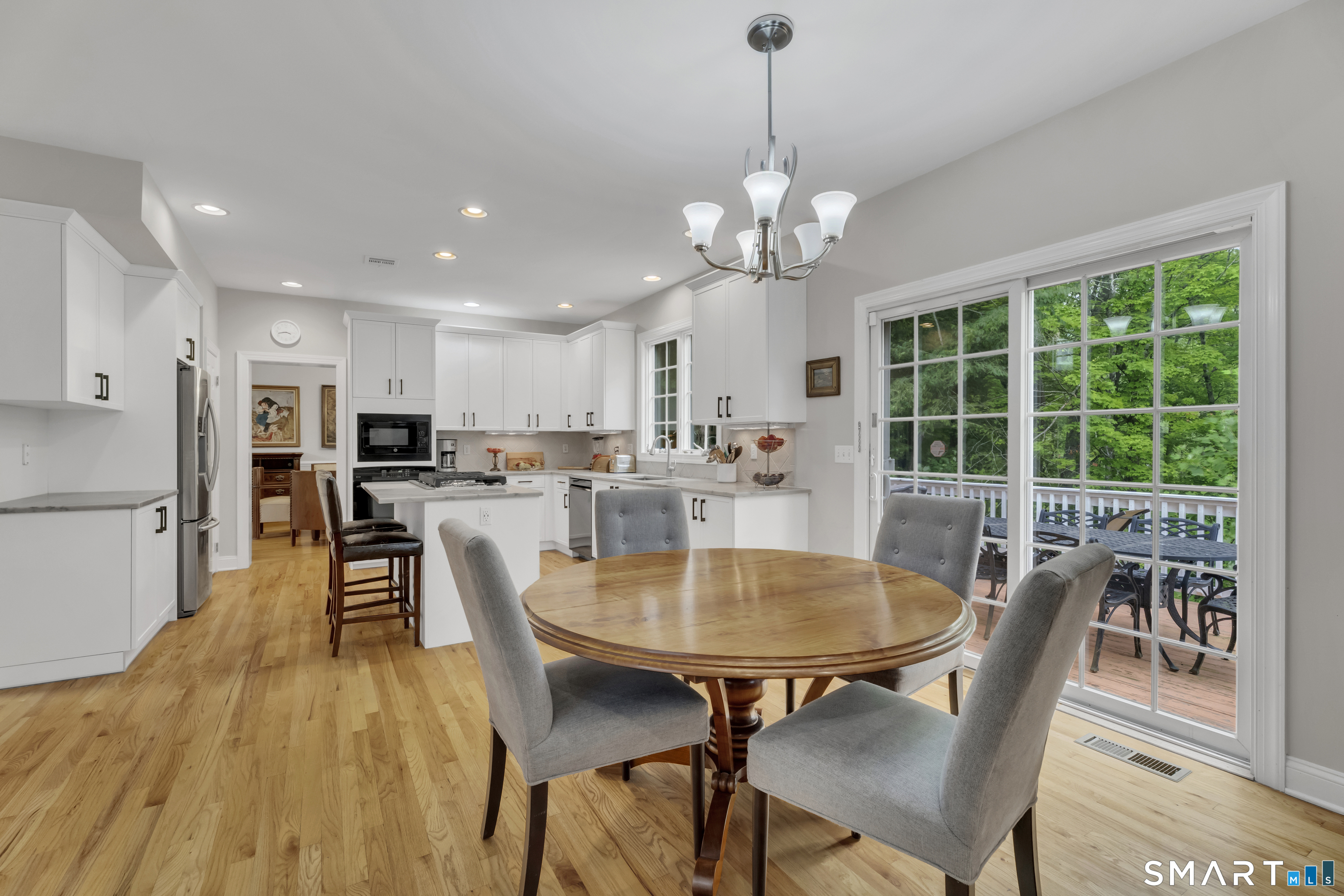 104 Salem Road Trumbull, CT 06611 - Photo 12 of 39