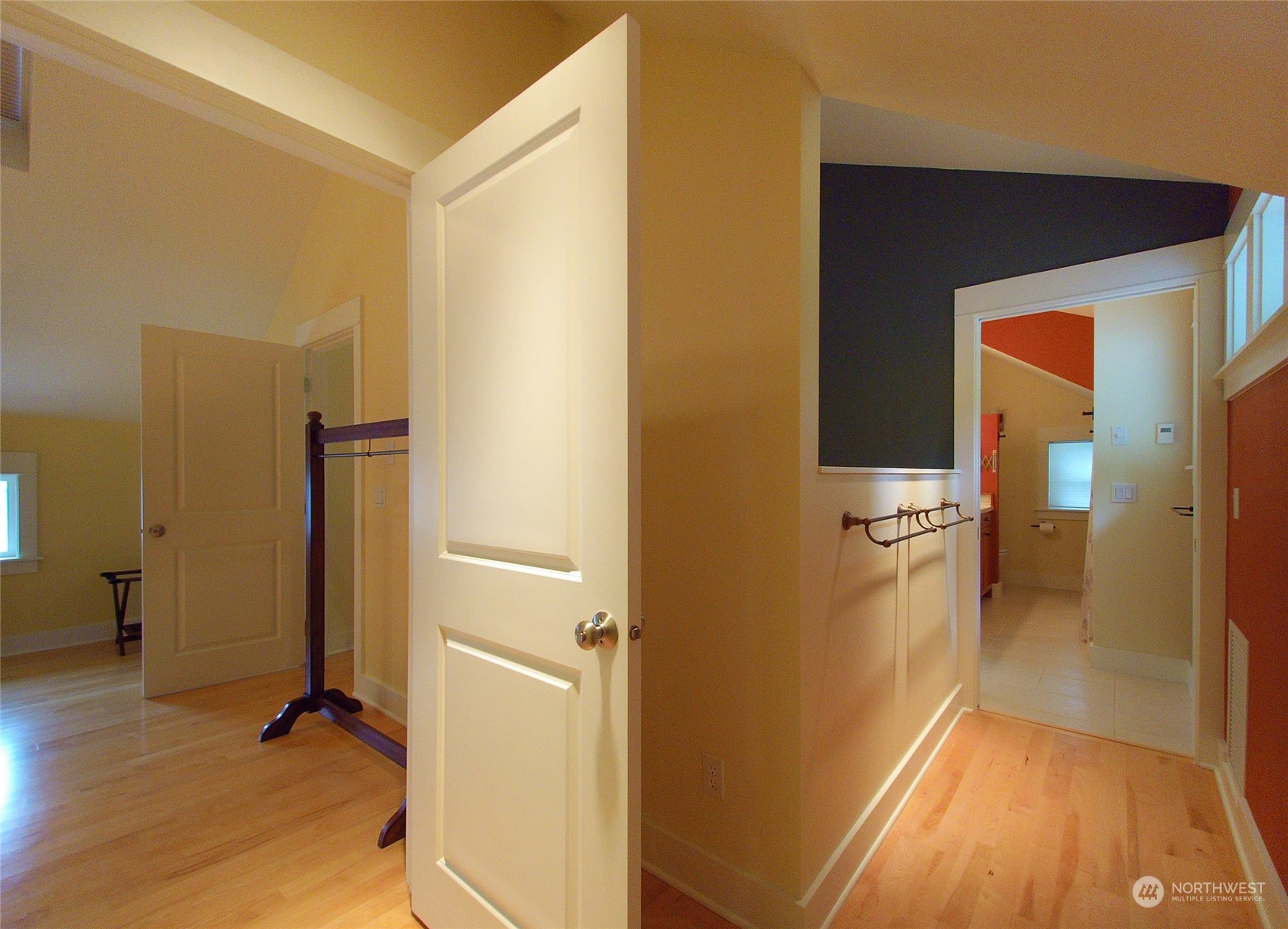 308 Lake Sutherland Road Port Angeles, WA 98363 - Photo 15 of 40 a view of bathroom