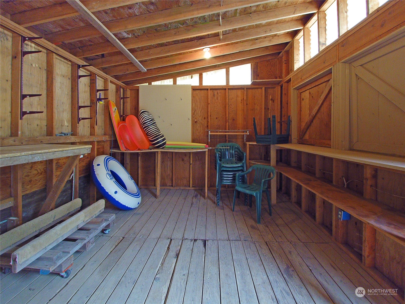 308 Lake Sutherland Road Port Angeles, WA 98363 - Photo 31 of 40 a view of furniture in wooden floor