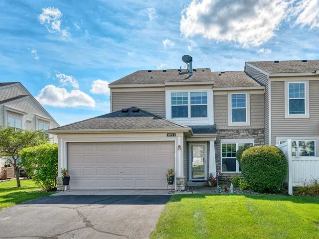 $245,000 | 5091 149th Street North, Unit 1, Hugo, MN 55038