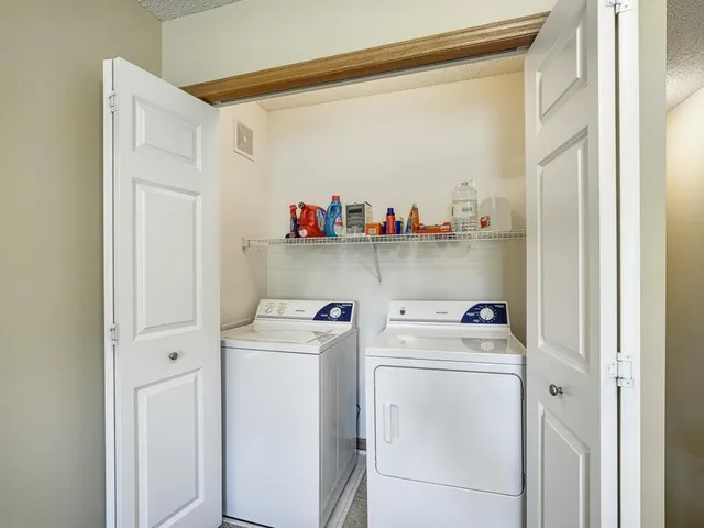 $245,000 | 5091 149th Street North, Unit 1, Hugo, MN 55038