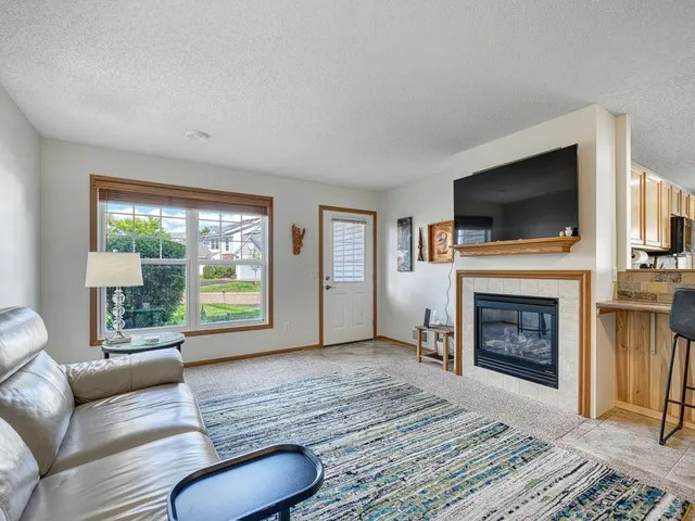 $245,000 | 5091 149th Street North, Unit 1, Hugo, MN 55038