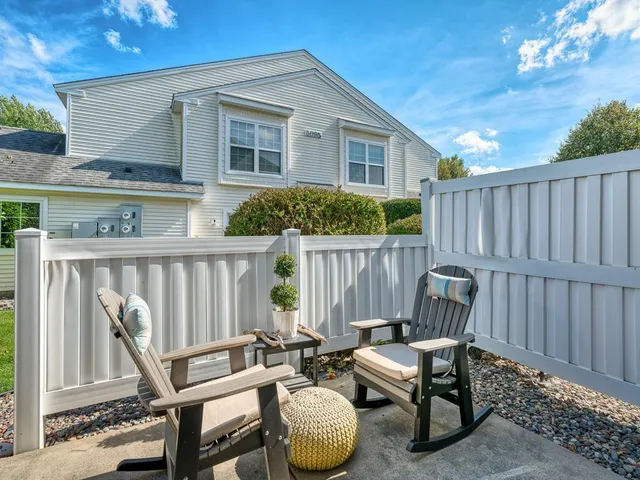 $245,000 | 5091 149th Street North, Unit 1, Hugo, MN 55038