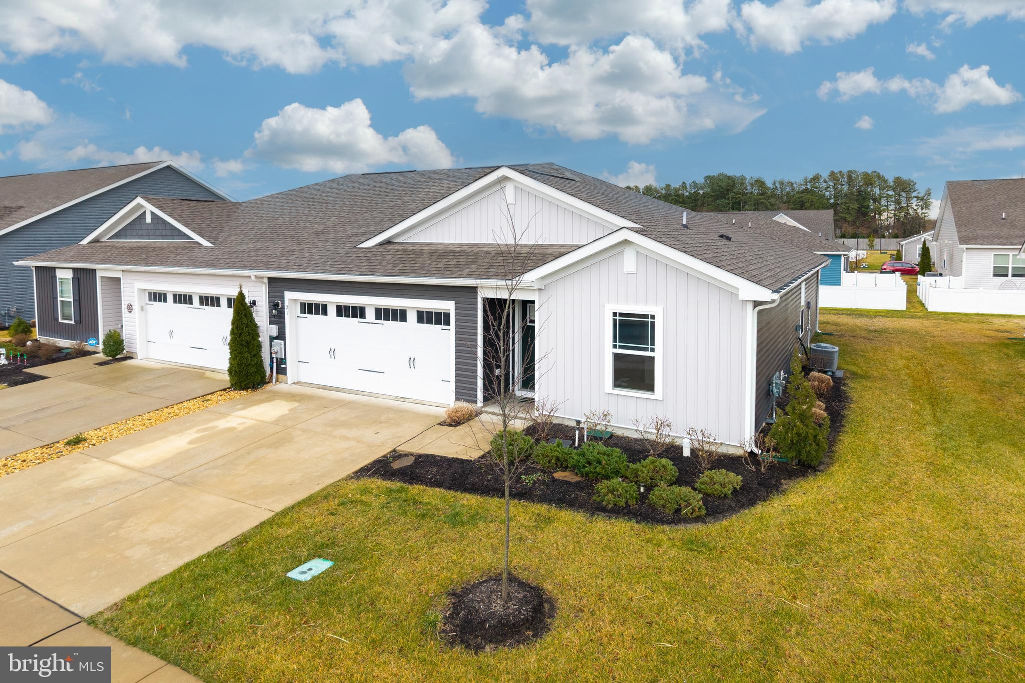 21 Clipper Street Smyrna, DE 19977 - Photo 2 of 39 a view of a house with basketball court