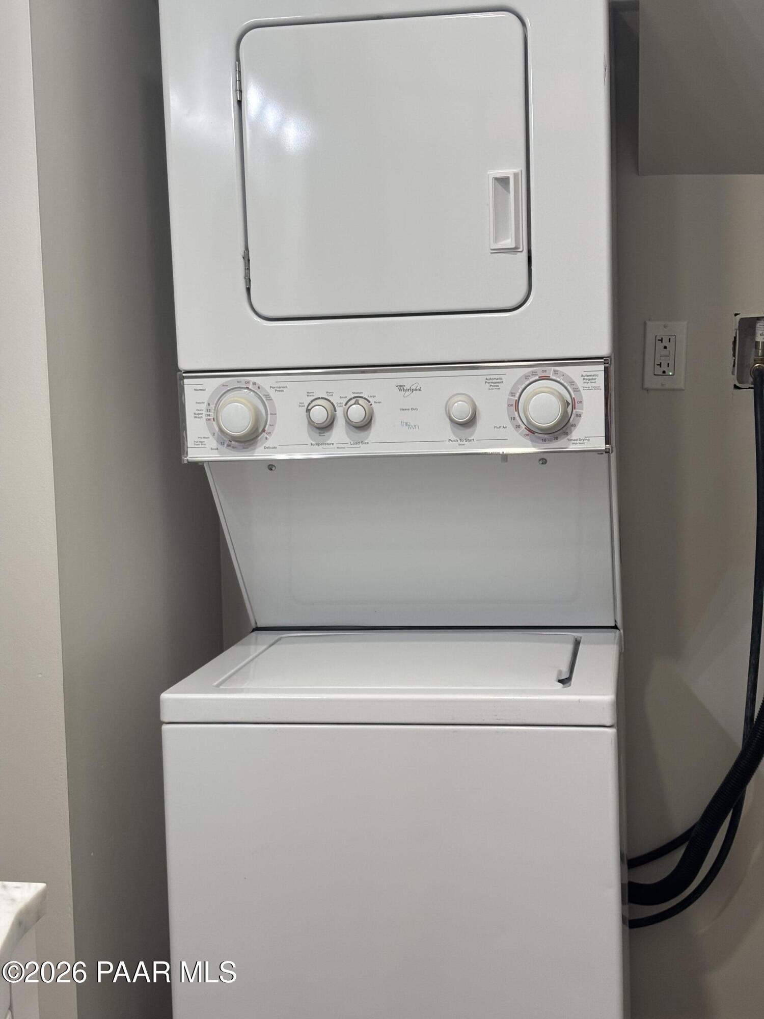8550 South Breezy Pine Road Mayer, AZ 86333 - Photo 32 of 40 a close view of washer and dryer