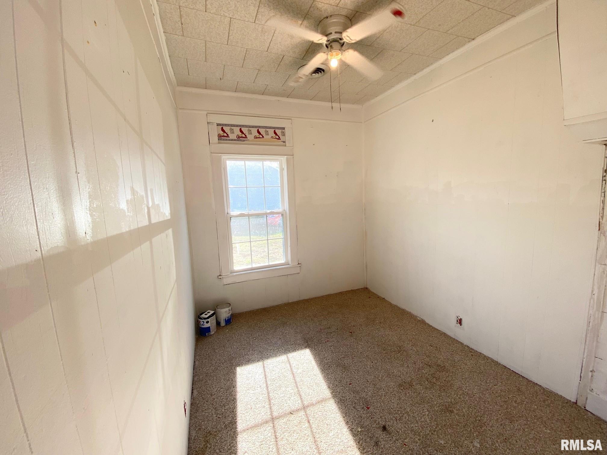 211 5th Street Manchester, IL 62082 - Photo 8 of 17 Gallery Image 8