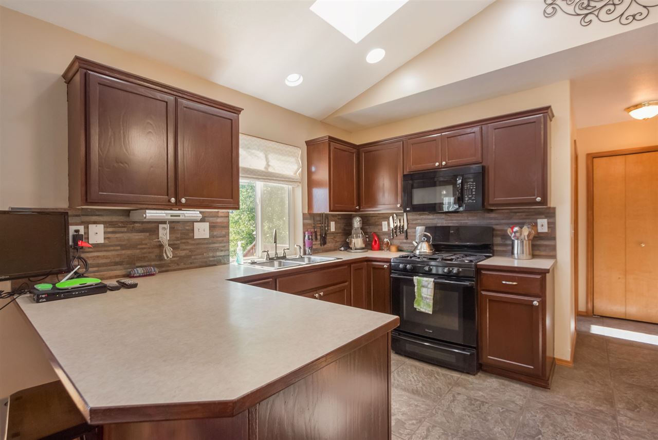 4815 North Willow Road Spokane, WA 99206 - Photo 4 of 20 Gallery Image 4