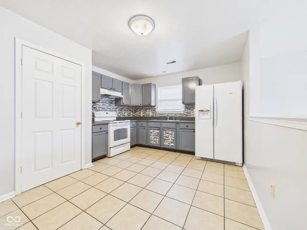 $199,900 | 6233 East 11th Street, Indianapolis, IN 46219