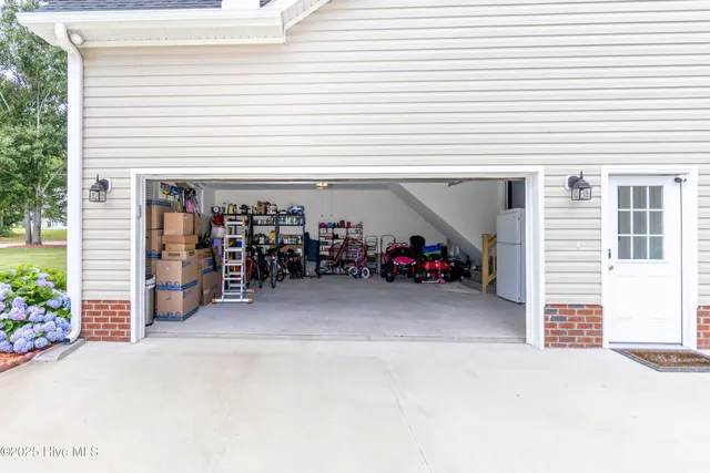 $489,000 | 372 Schooner Landing Drive, Edenton, NC 27932