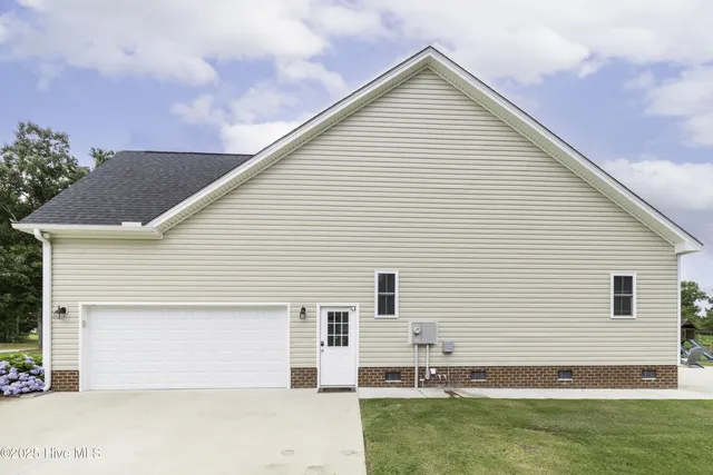 $489,000 | 372 Schooner Landing Drive, Edenton, NC 27932