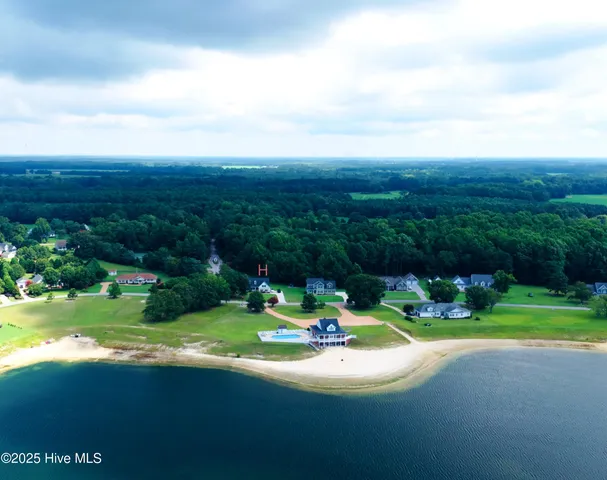 $489,000 | 372 Schooner Landing Drive, Edenton, NC 27932