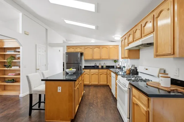 $1,498,000 | 416 Lee Avenue, Half Moon Bay, CA 94019