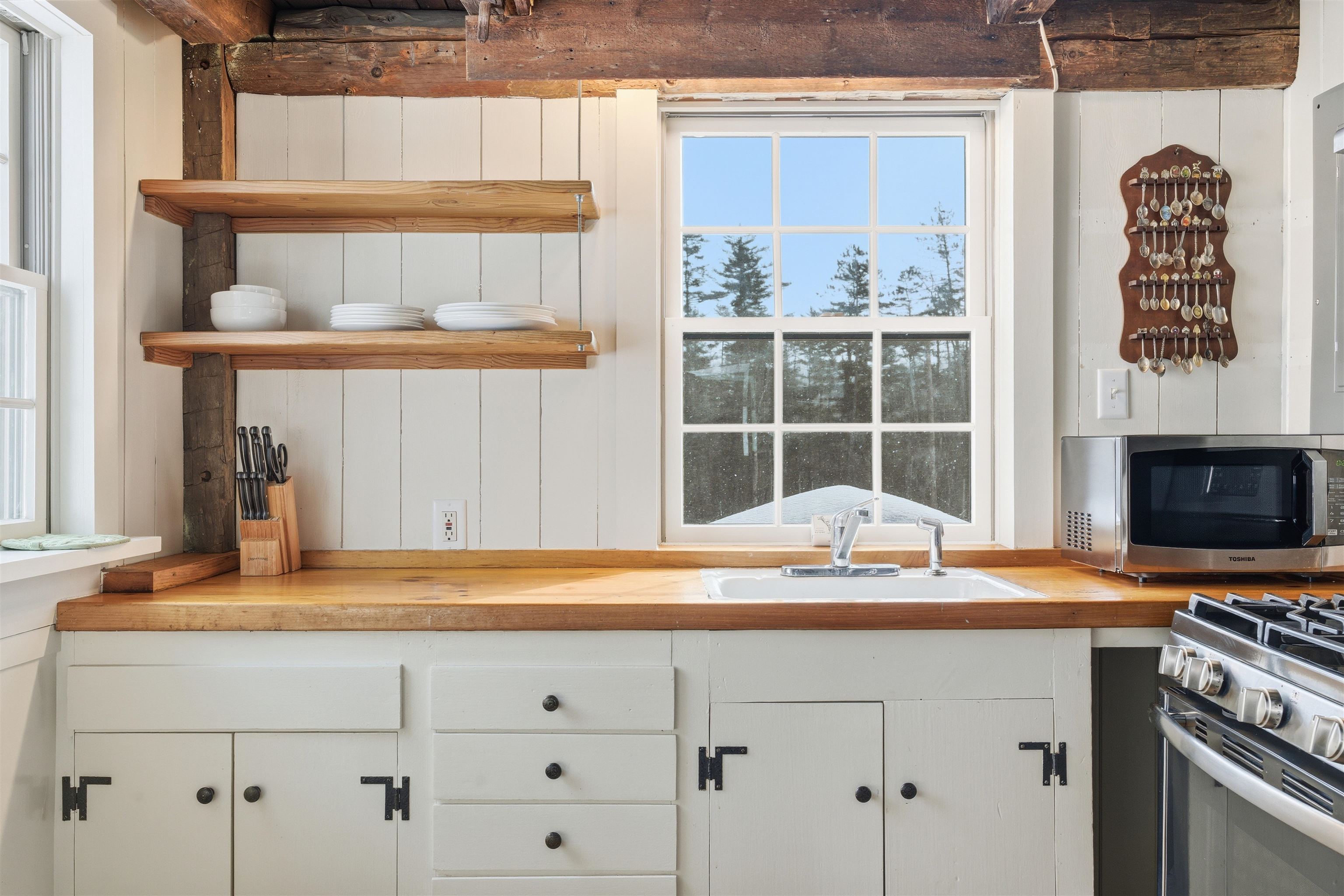 4669 Vermont Rte 100 Londonderry, VT 05148 - Photo 27 of 39